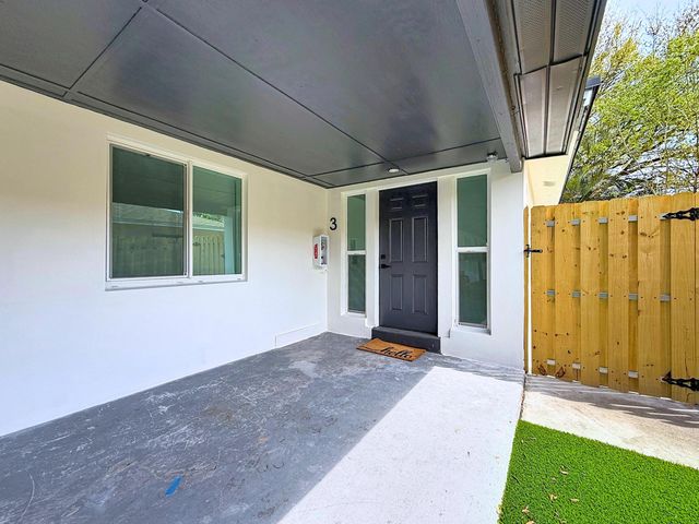 224 NE 23rd Avenue 3, Pompano Beach, FL 33062