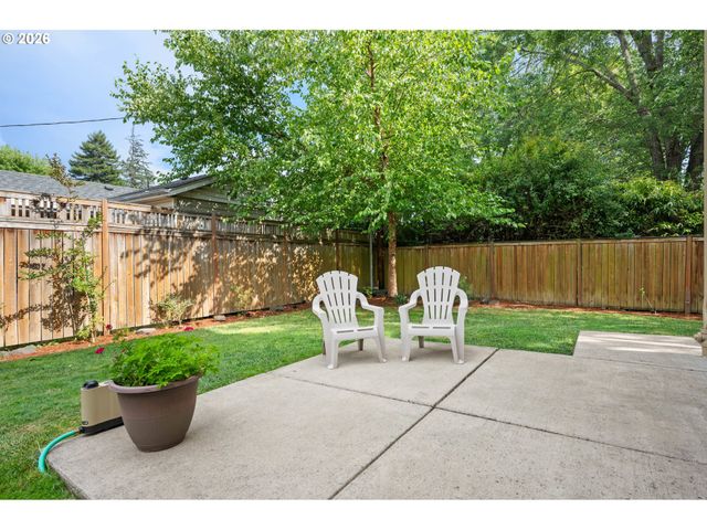 1148 W 21ST Ave, Eugene, OR 97405