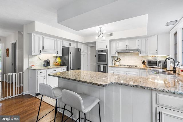 433 DONALYN LN, Berwyn, PA 19312
