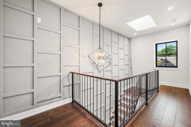 206 KALOS ST, Philadelphia, PA 19128