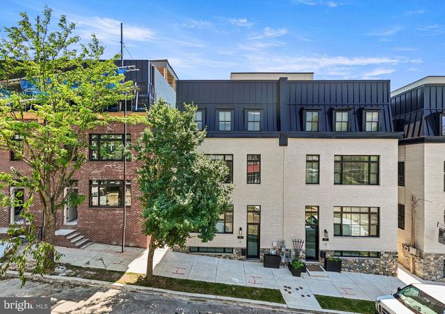 206 KALOS ST, Philadelphia, PA 19128