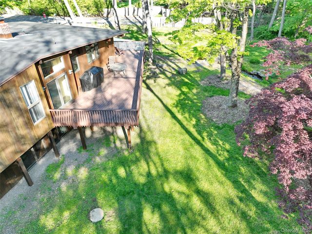 24 Spook Rock Road, Suffern, NY 10901