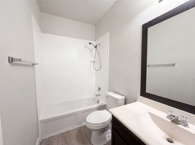 325 Pin Cushion Trail, Burleson, TX 76028