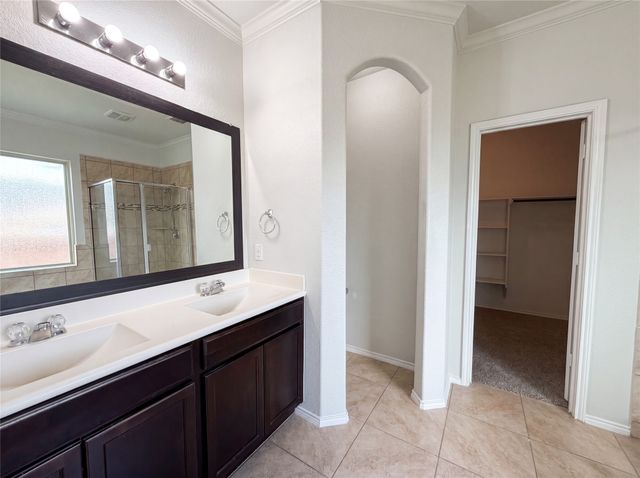 325 Pin Cushion Trail, Burleson, TX 76028