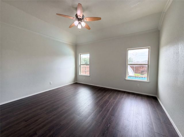 325 Pin Cushion Trail, Burleson, TX 76028