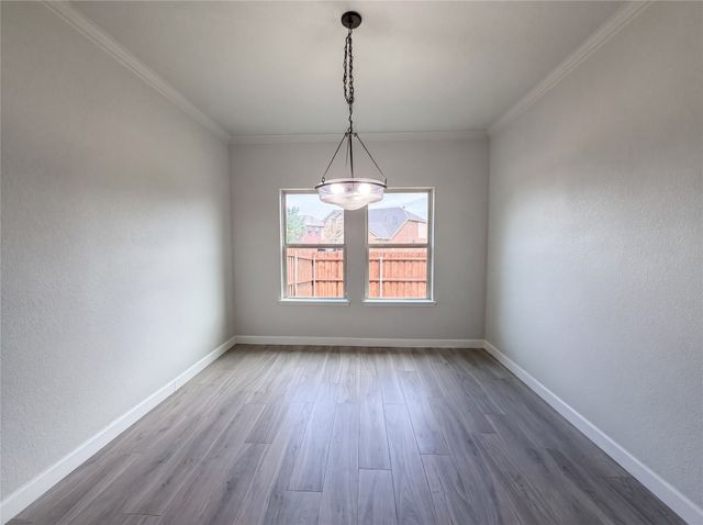 325 Pin Cushion Trail, Burleson, TX 76028
