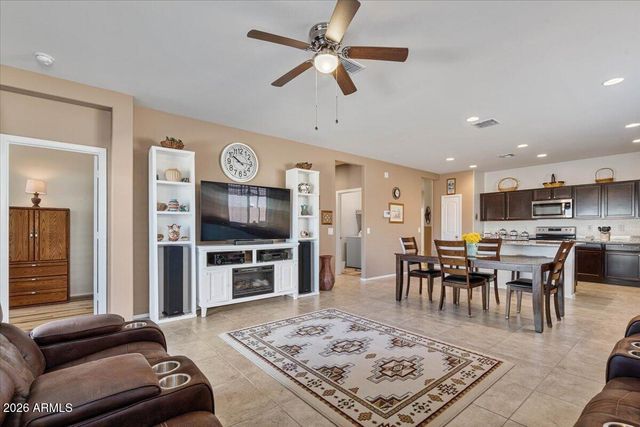 1242 E Lee Place, Casa Grande, AZ 85122