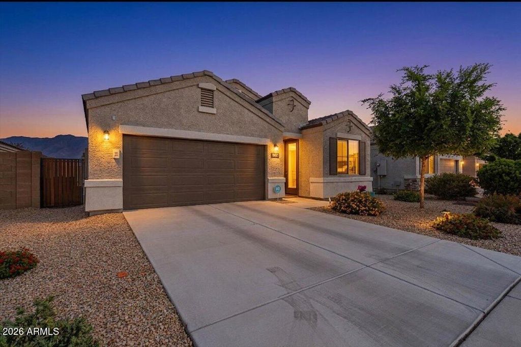 Image 1 of property listing at 1242 E Lee Place, Casa Grande, AZ 85122