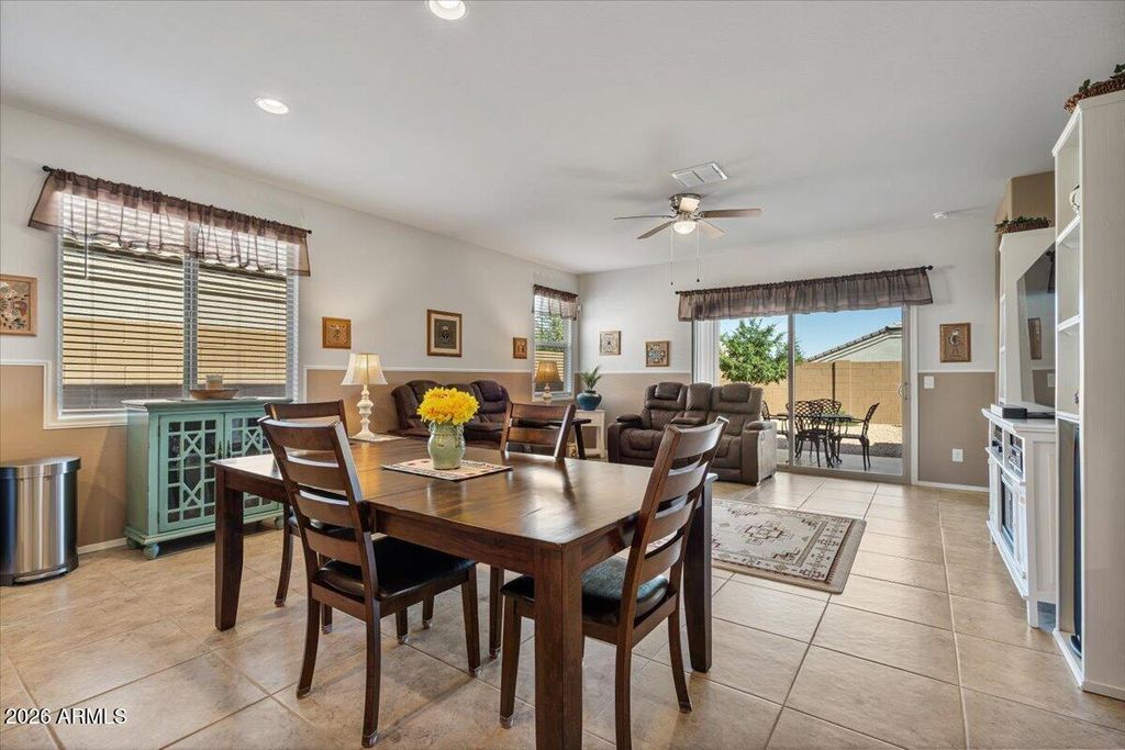 Image 26 of property listing at 1242 E Lee Place, Casa Grande, AZ 85122