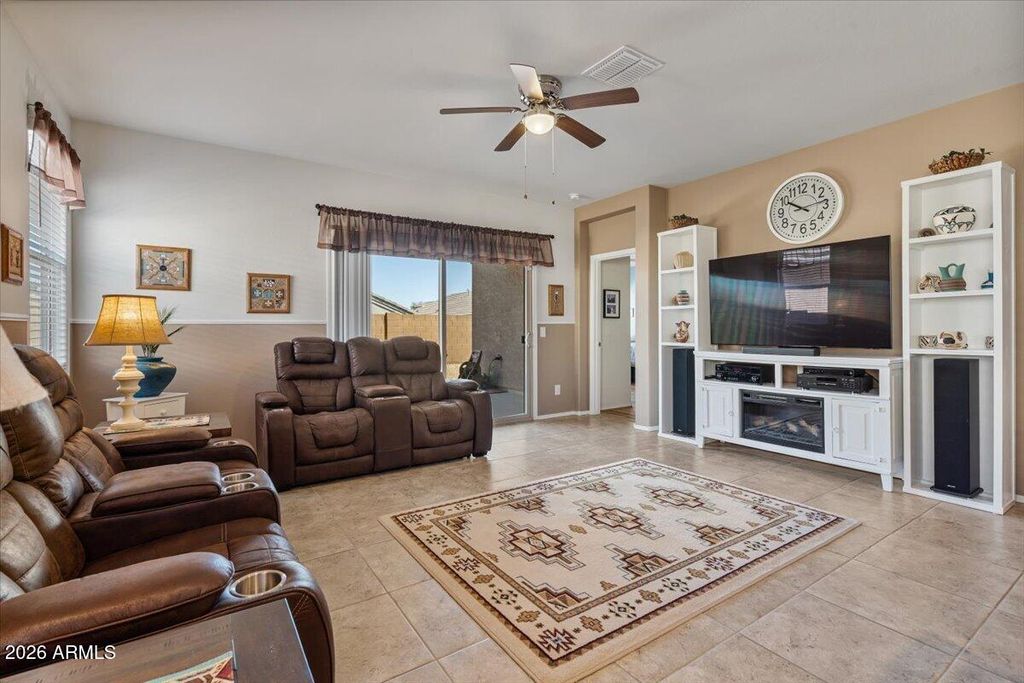 Image 28 of property listing at 1242 E Lee Place, Casa Grande, AZ 85122