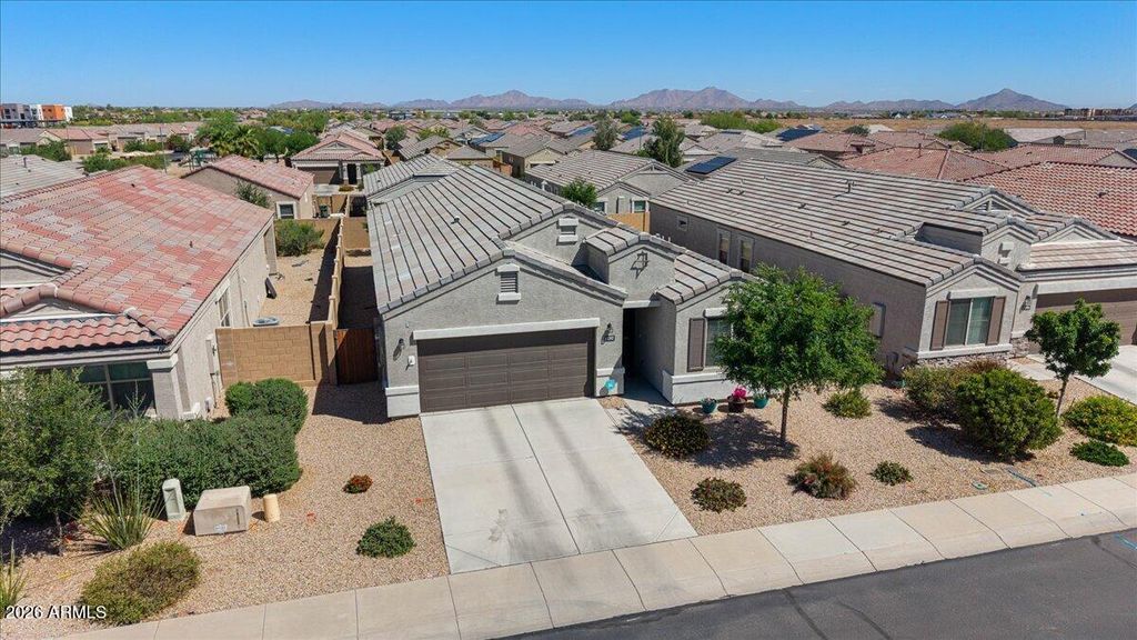 Image 8 of property listing at 1242 E Lee Place, Casa Grande, AZ 85122