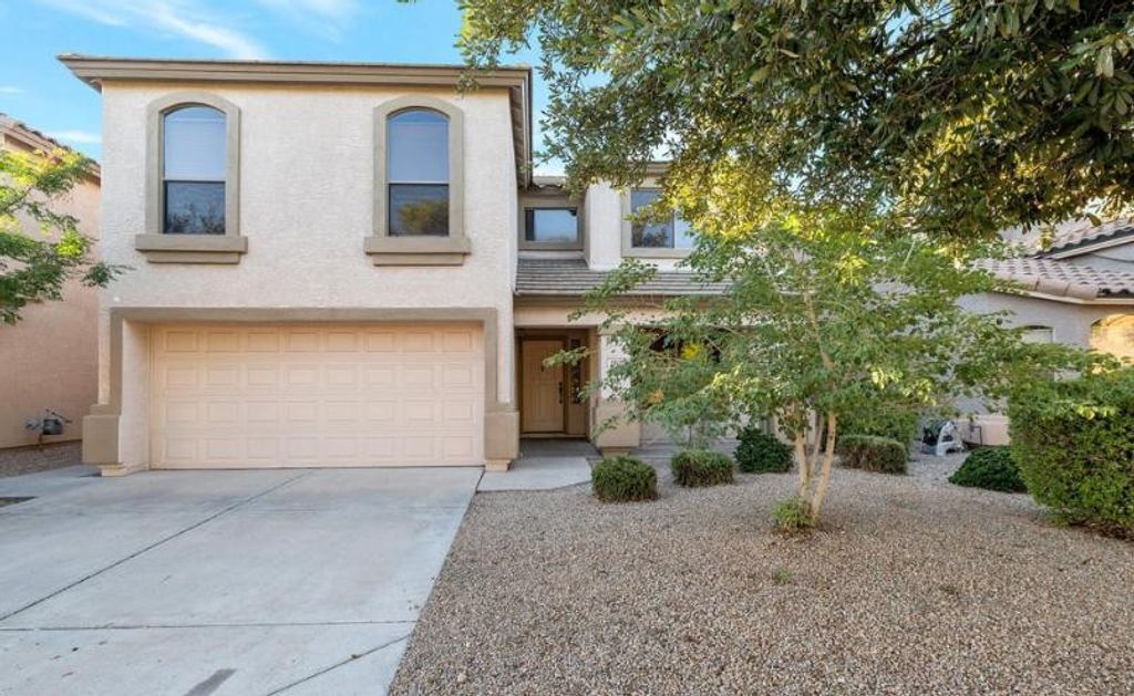 3913 E Monona Drive, Phoenix, AZ 85050