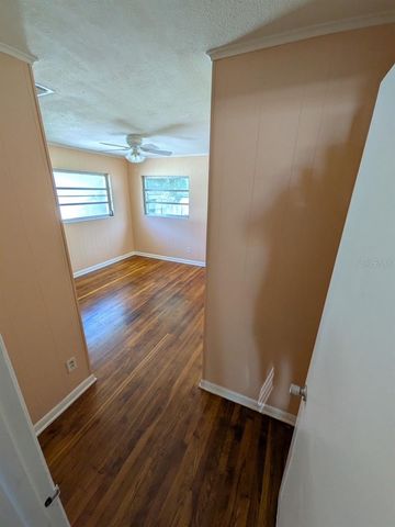 4462 46TH AVENUE N, St Petersburg, FL 33714