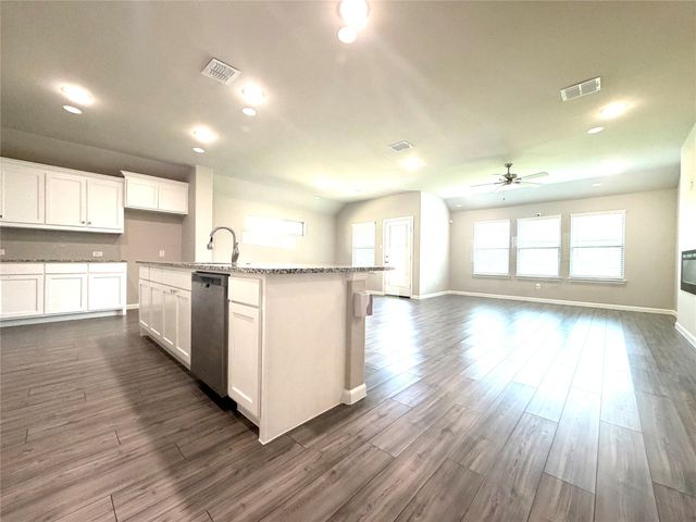 218 Brookview Drive, Lavon, TX 75166