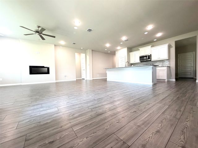218 Brookview Drive, Lavon, TX 75166