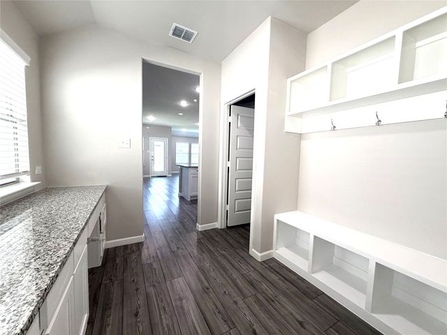 218 Brookview Drive, Lavon, TX 75166