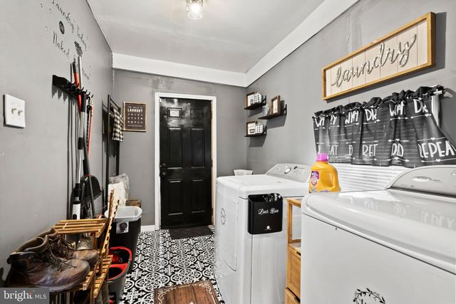 557 N EAST AVE, Vineland, NJ 08360