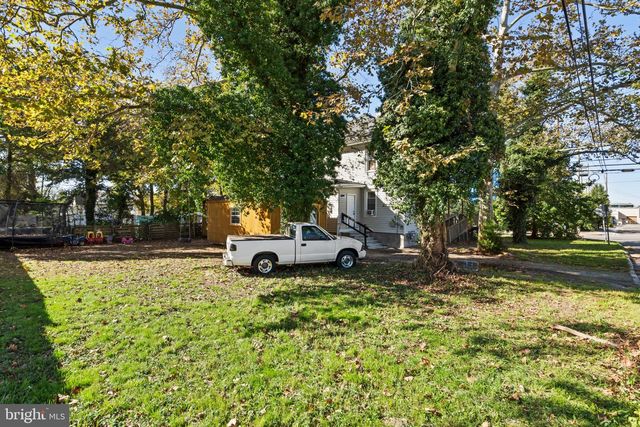 557 N EAST AVE, Vineland, NJ 08360