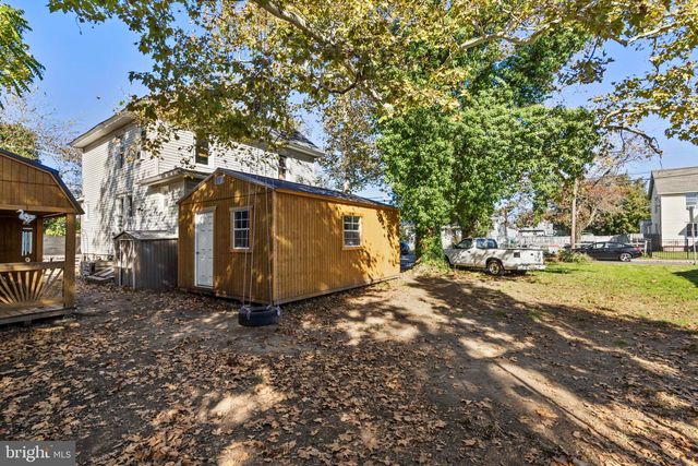 557 N EAST AVE, Vineland, NJ 08360