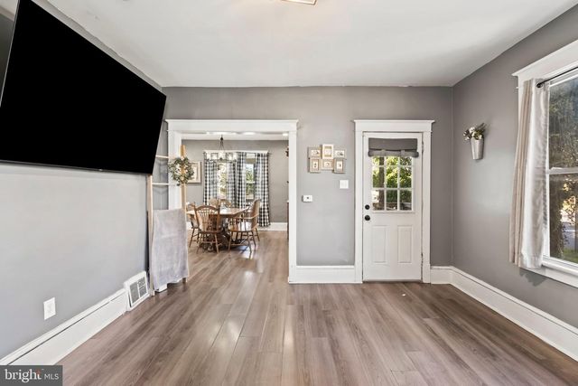 557 N EAST AVE, Vineland, NJ 08360