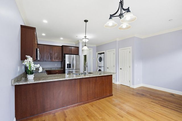 107 Riverwalk Way, Manchester, NH 03101