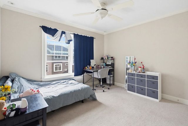 107 Riverwalk Way, Manchester, NH 03101