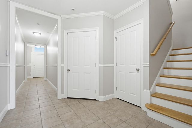 107 Riverwalk Way, Manchester, NH 03101