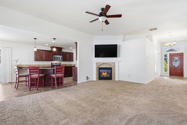 2610 W Parkway Dr, Spokane, WA 99208
