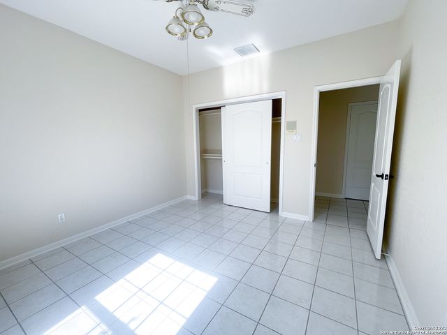 11618 BLAZING SUNSET ST, San Antonio, TX 78253