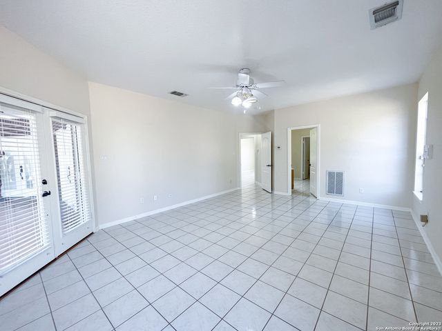 11618 BLAZING SUNSET ST, San Antonio, TX 78253