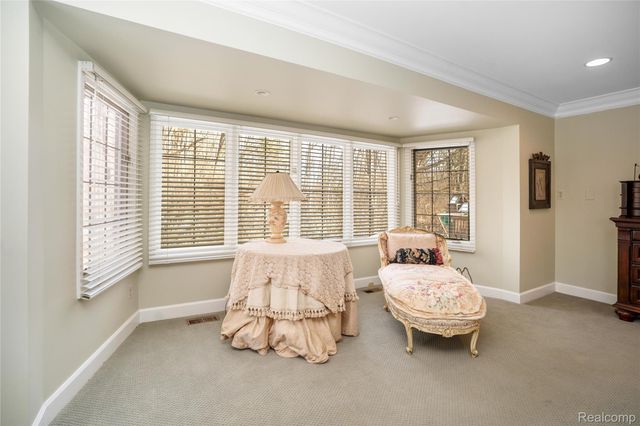 32870 Bingham Lane, Bingham Farms Village, MI 48025