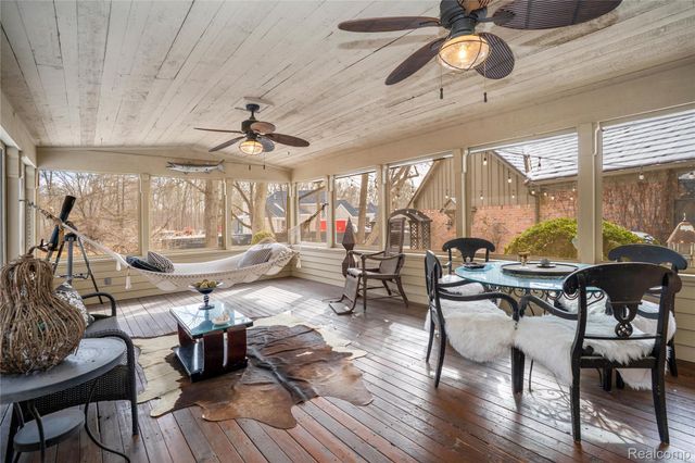 32870 Bingham Lane, Bingham Farms Village, MI 48025