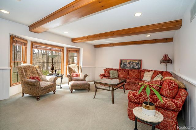 32870 Bingham Lane, Bingham Farms Village, MI 48025