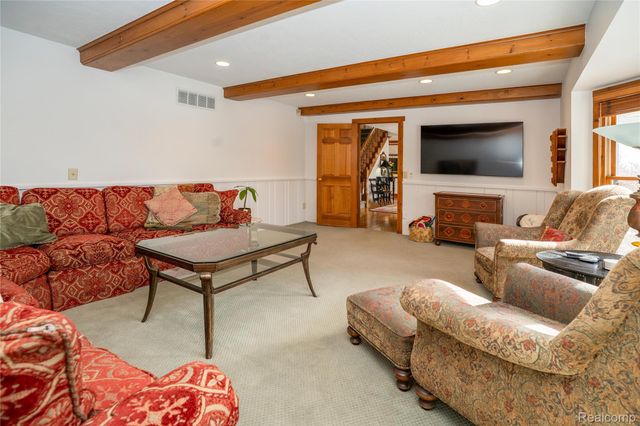 32870 Bingham Lane, Bingham Farms Village, MI 48025