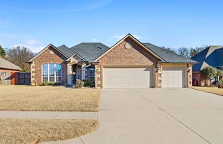 448 Highgrove Drive, Blanchard, OK 73010