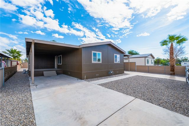 4500 S Puerto Verde Drive, Fort Mohave, AZ 86426