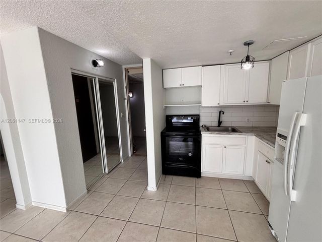 16450 NW 2nd Avenue 207, Miami, FL 33169