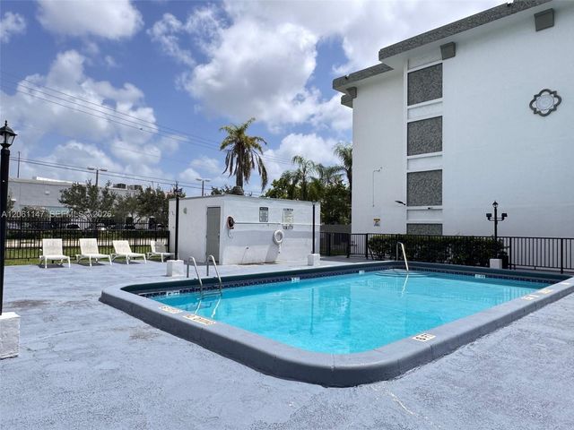 16450 NW 2nd Avenue 207, Miami, FL 33169
