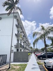 16450 NW 2nd Avenue 207, Miami, FL 33169