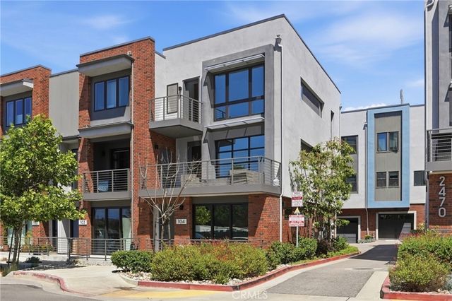 2460 Victoria 104, San Luis Obispo, CA 93401