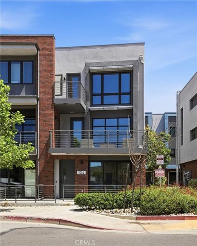 2460 Victoria 104, San Luis Obispo, CA 93401