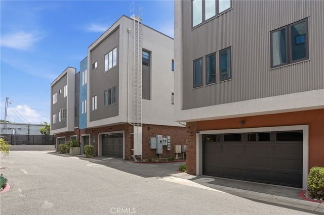 2460 Victoria 104, San Luis Obispo, CA 93401