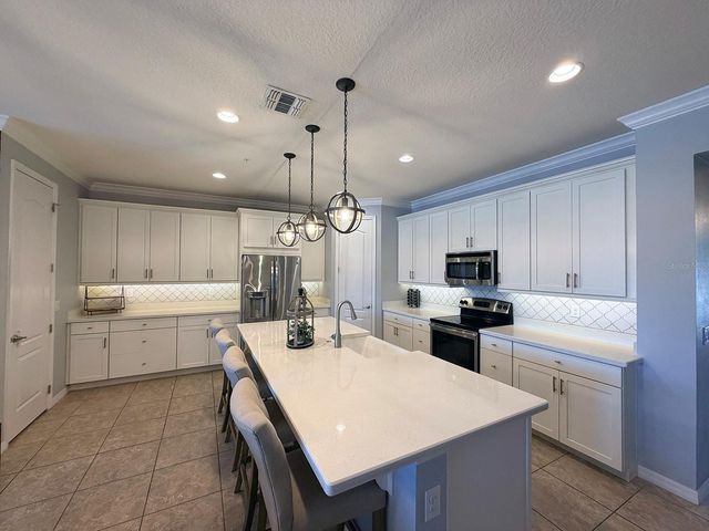 561 MERRY BROOK CIRCLE, Sanford, FL 32771