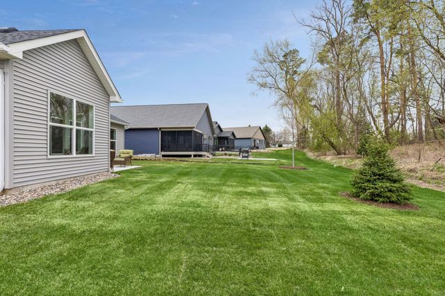 9169 62nd Street S, Cottage Grove, MN 55016