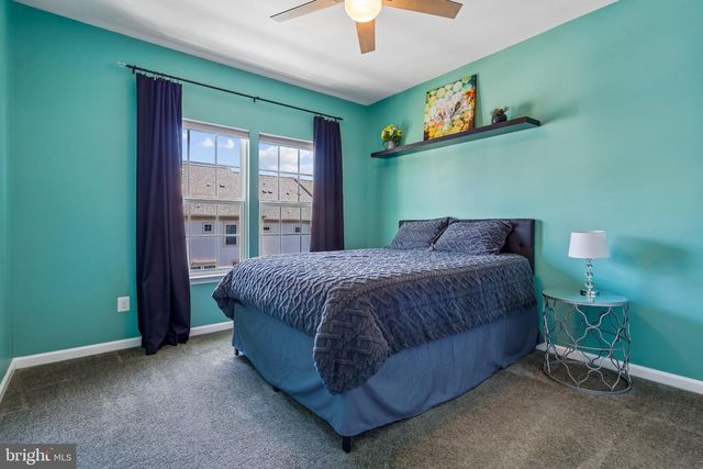 7504 BRUNSON CIR, Gainesville, VA 20155