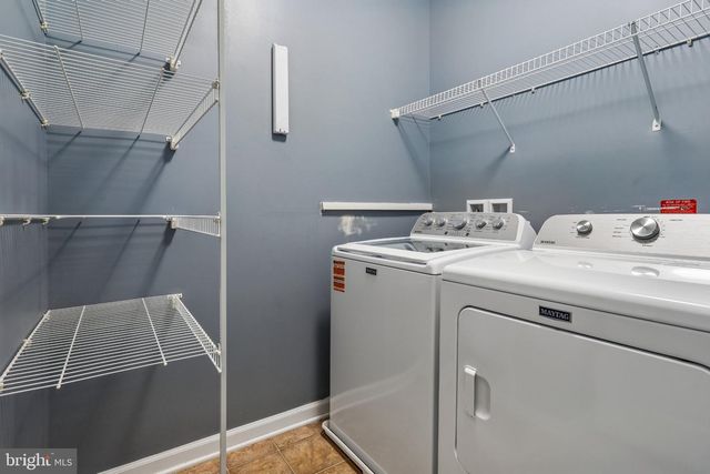 7504 BRUNSON CIR, Gainesville, VA 20155