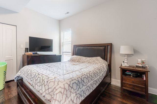 7522 S Langley Avenue, Chicago, IL 60619