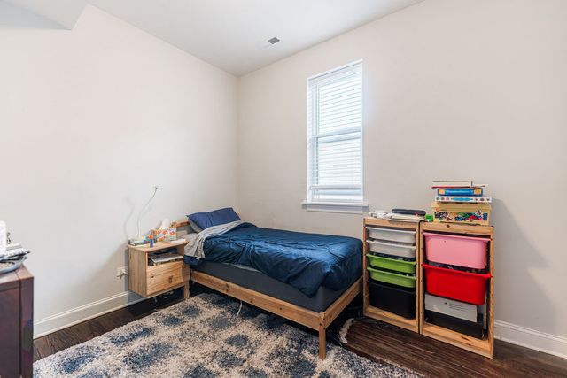 7522 S Langley Avenue, Chicago, IL 60619