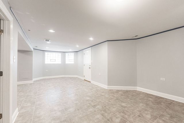 7522 S Langley Avenue, Chicago, IL 60619