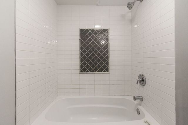 7522 S Langley Avenue, Chicago, IL 60619